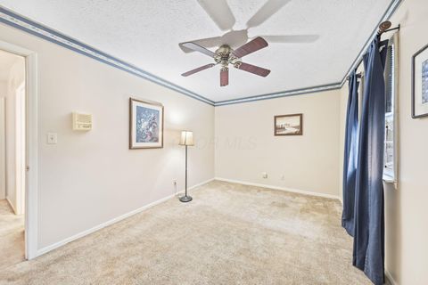 Tiny photo for 304 Constitution Drive, Chillicothe, OH 45601 (MLS # 225044688)