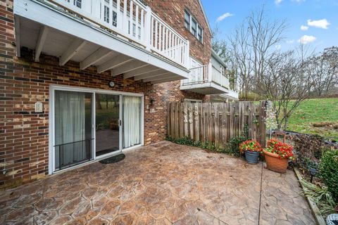 Tiny photo for 304 Constitution Drive, Chillicothe, OH 45601 (MLS # 225044688)