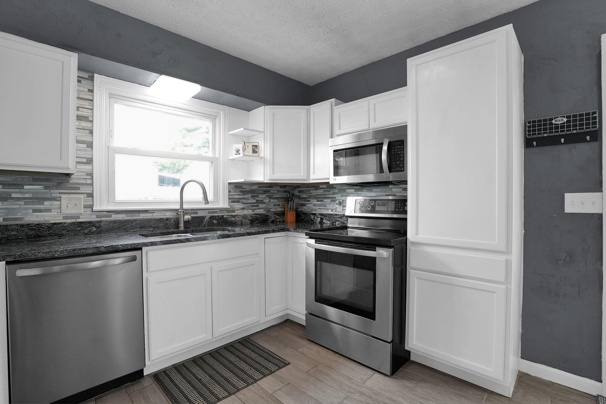 4648 Annhurst Road, Columbus, Ohio image 16