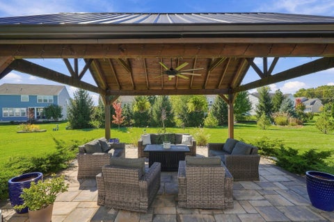 Tiny photo for 4497 Alicias Way, Hilliard, OH 43026 (MLS # 226037927)