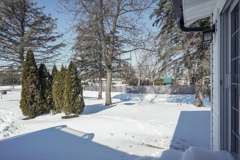 Tiny photo for 708 Damon Drive, Washington Court House, OH 43160 (MLS # 226003008)