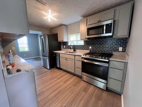 Tiny photo for 2880 Bulen Avenue, Columbus, OH 43207 (MLS # 226022838)