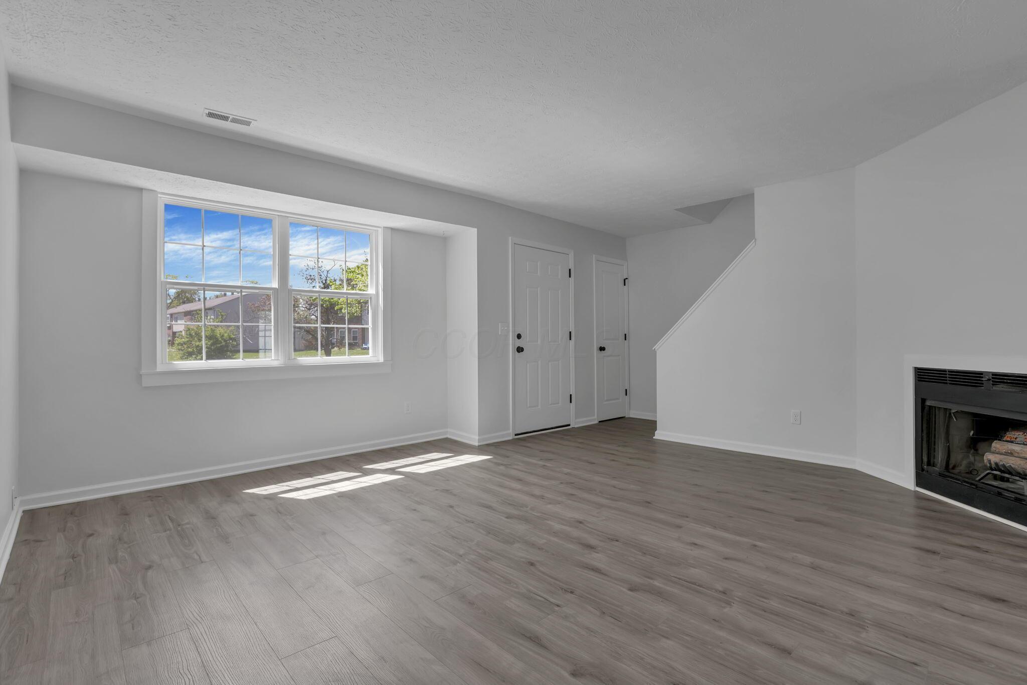 4940 Kristie Falls C