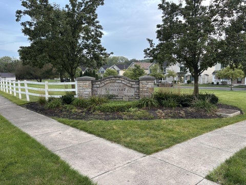 Tiny photo for 2848 Hillstone Street, Columbus, OH 43219 (MLS # 226035597)