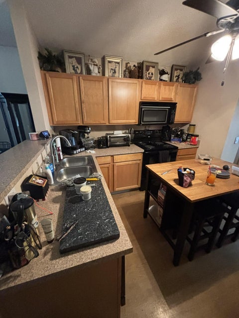 Tiny photo for 2848 Hillstone Street, Columbus, OH 43219 (MLS # 226035597)