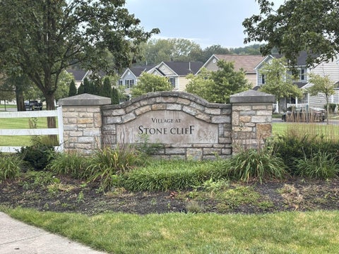 Tiny photo for 2848 Hillstone Street, Columbus, OH 43219 (MLS # 226035597)