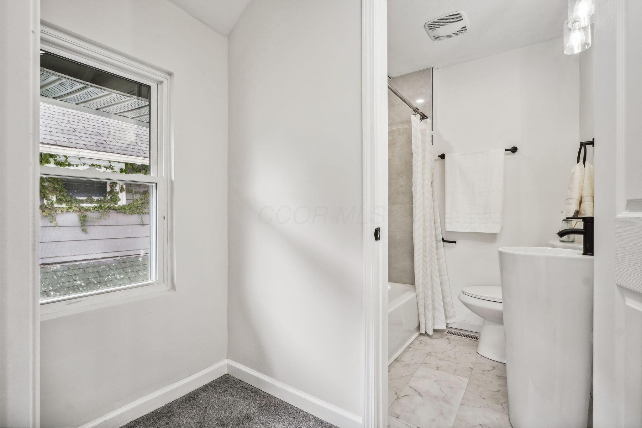309 S Warren Avenue, Columbus, Ohio image 34