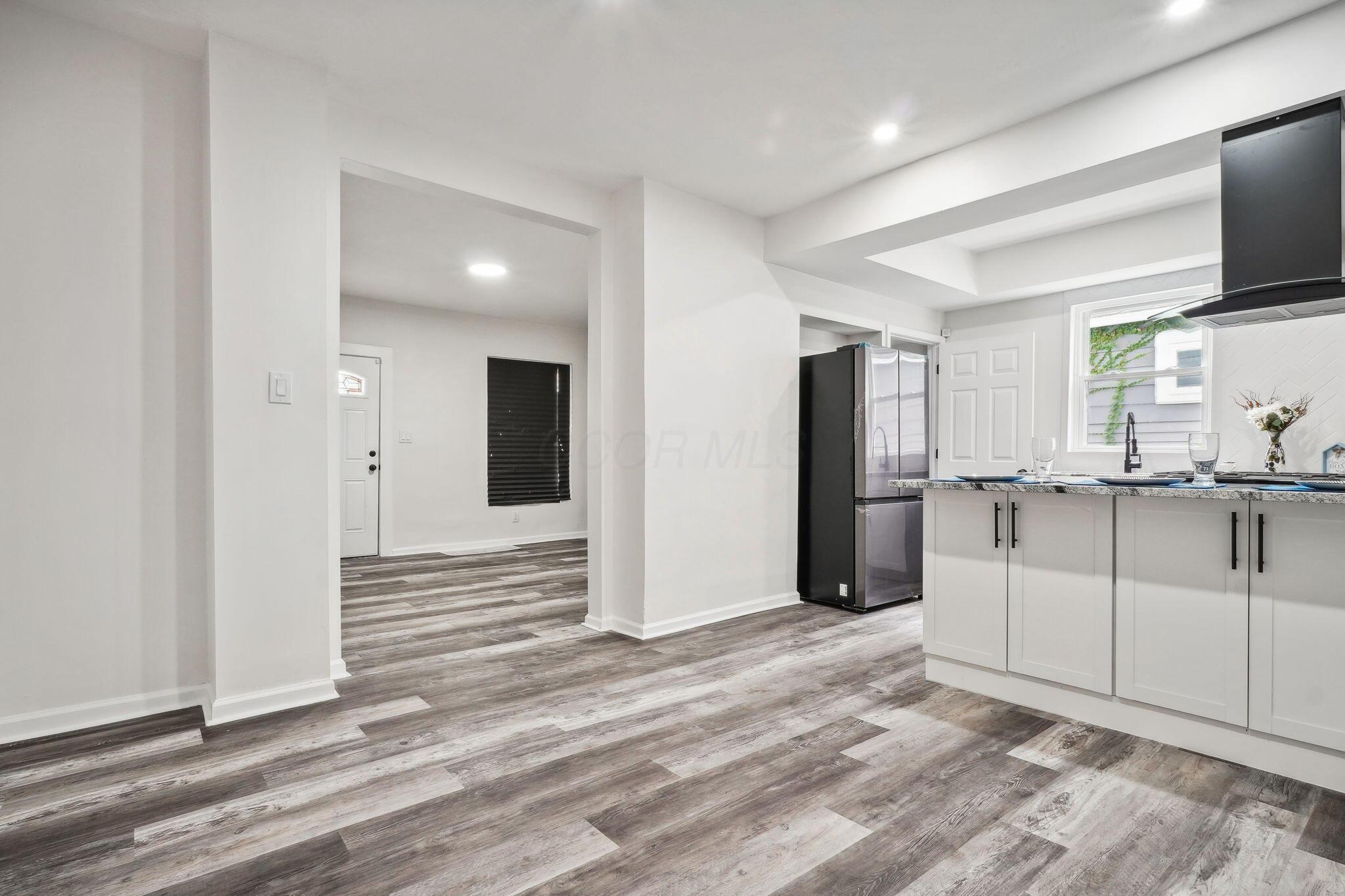 309 S Warren Avenue, Columbus, Ohio image 14