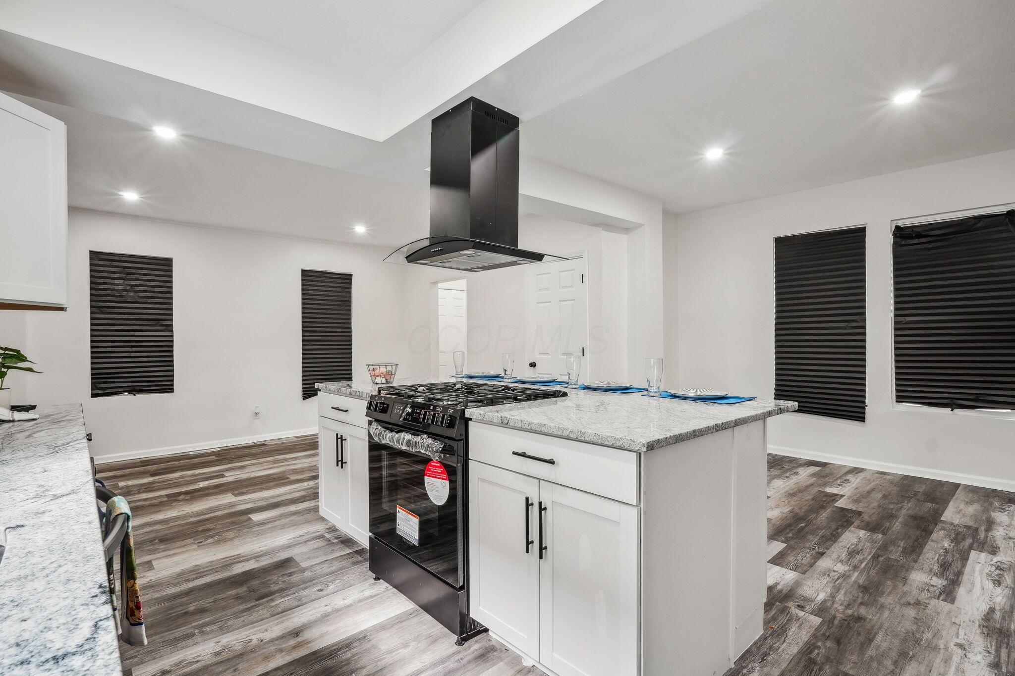 309 S Warren Avenue, Columbus, Ohio image 18