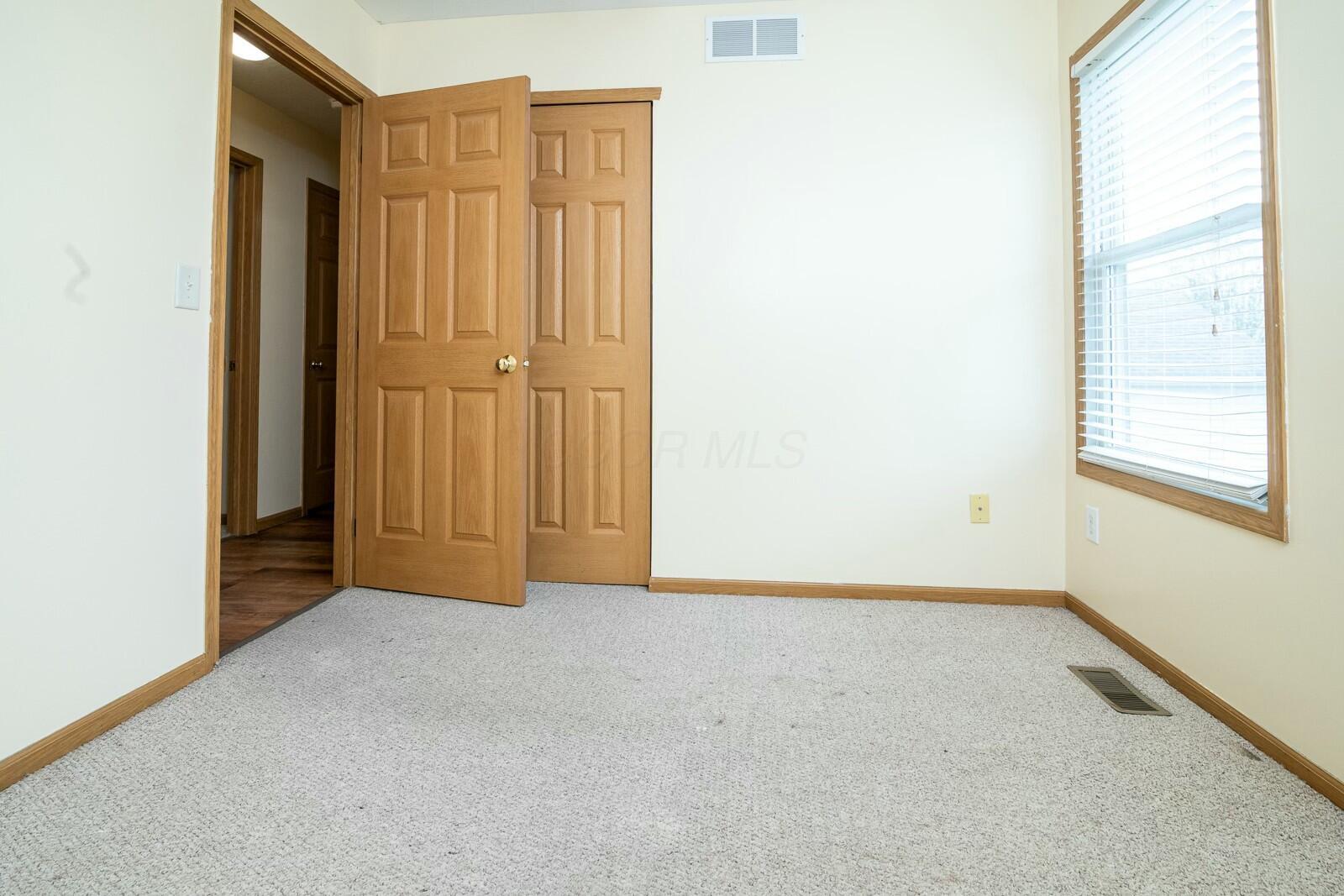 5855 Katara Drive, Galloway, Ohio image 30