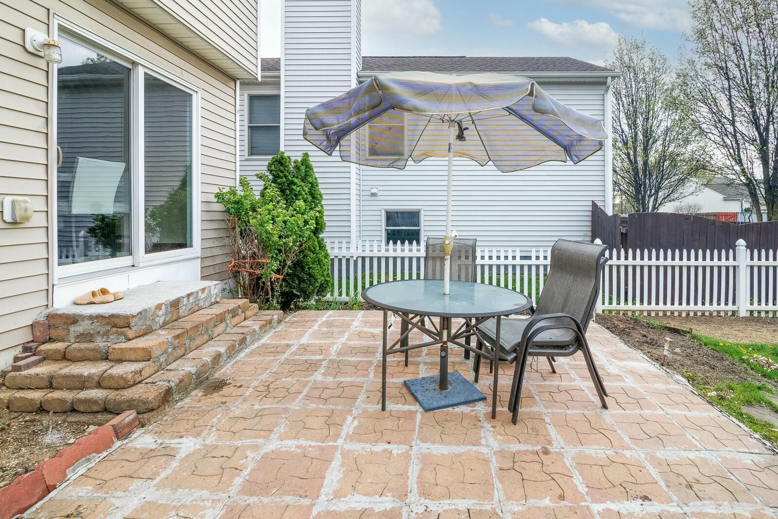 5855 Katara Drive, Galloway, Ohio image 9