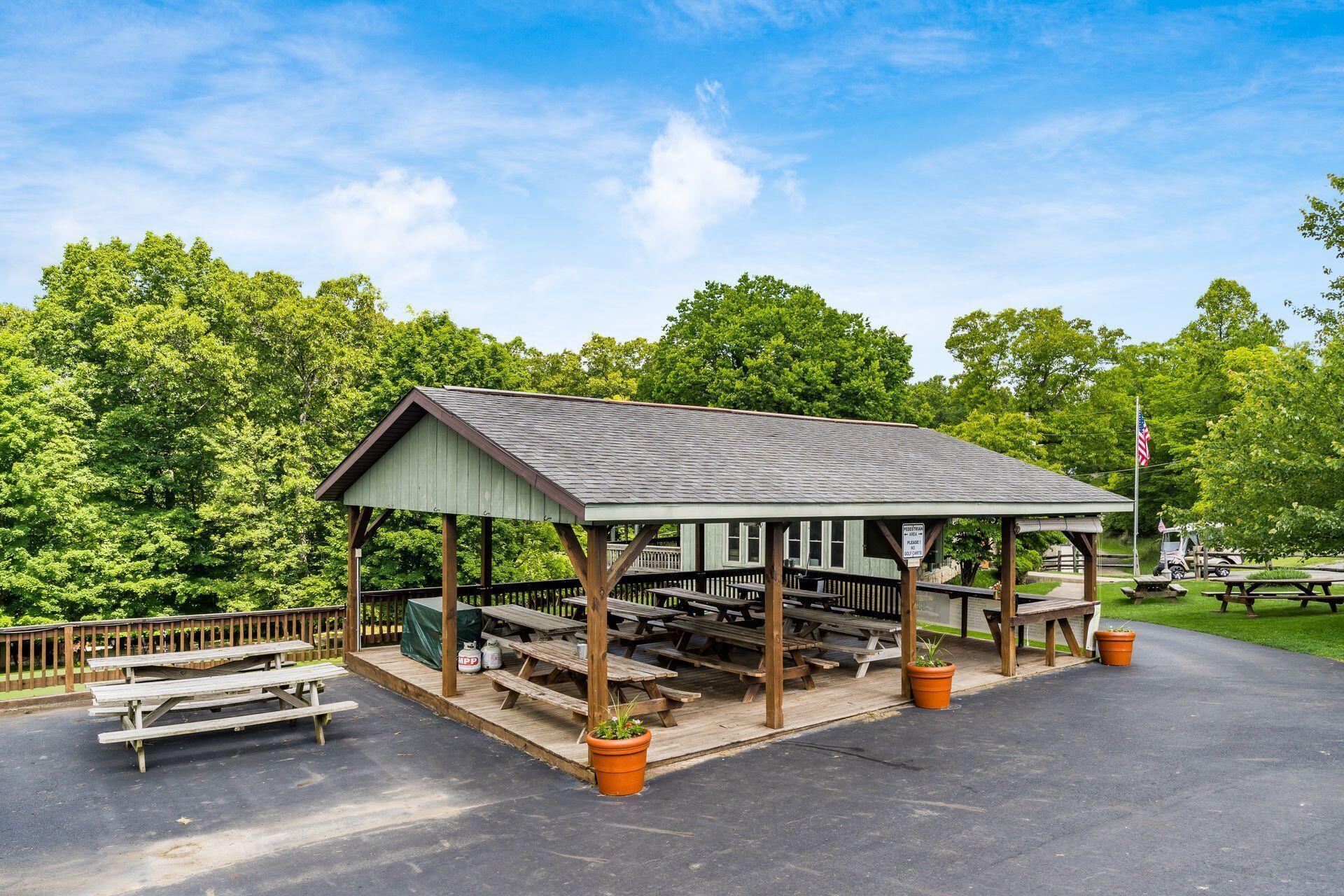 259 Shawnee Lane #L, Sugar Grove, Ohio image 33