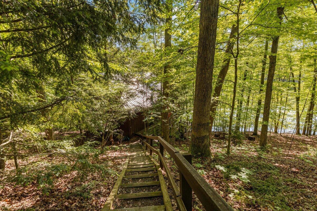 259 Shawnee Lane #L, Sugar Grove, Ohio image 5