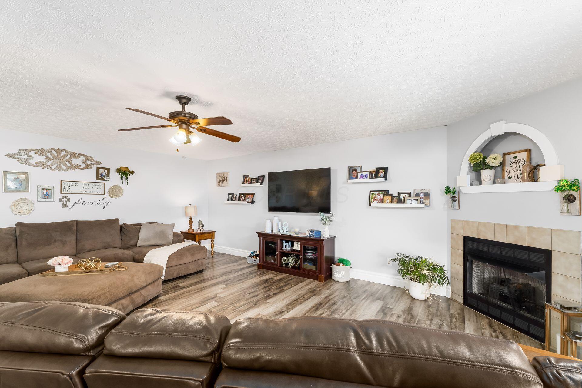 218 Cavanaugh Drive, Commercial Point, Ohio image 18