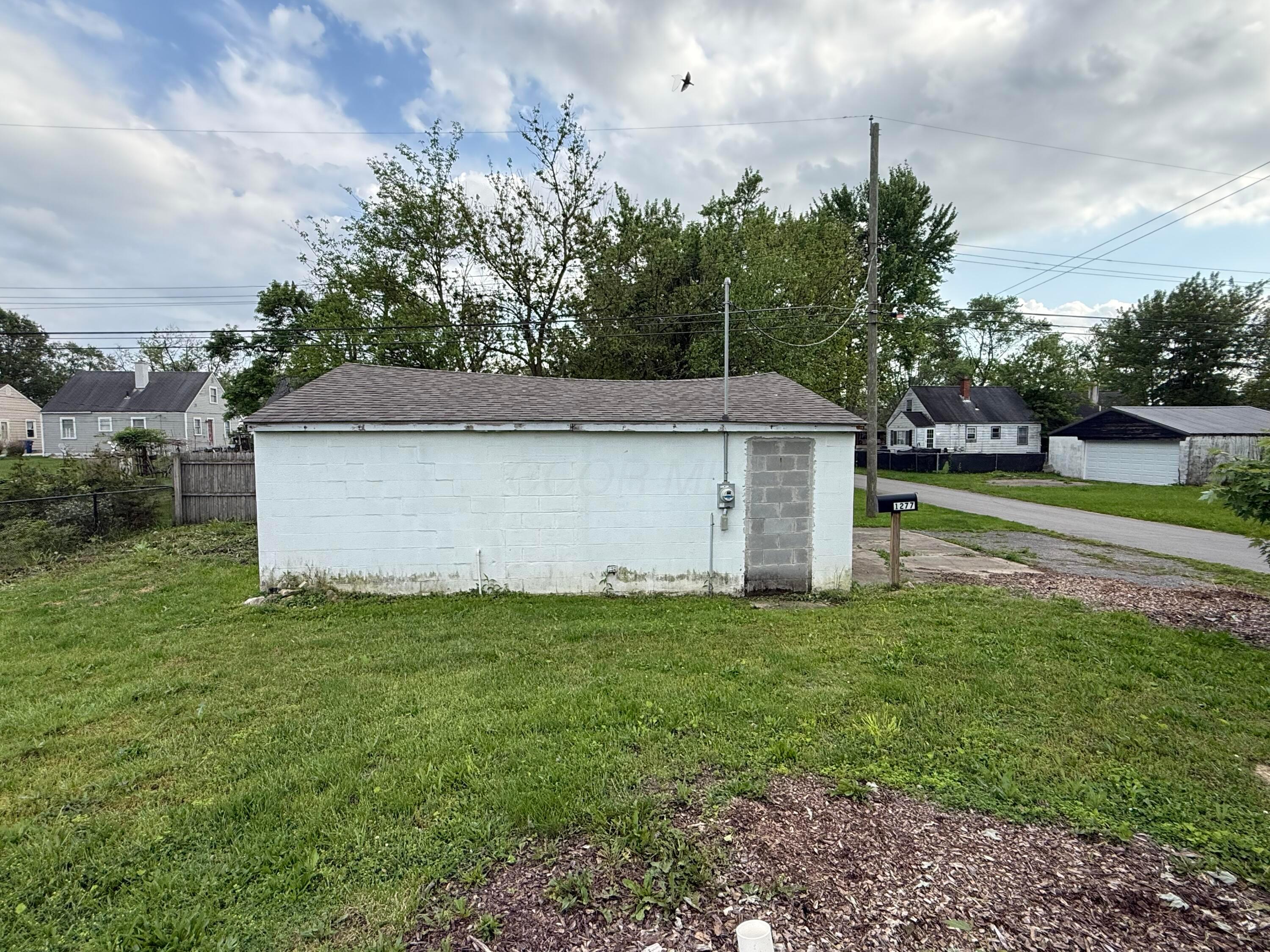 1277 Pauline Avenue, Columbus, Ohio image 3