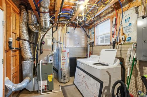 Tiny photo for 5597 Crystal Falls Street, Dublin, OH 43016 (MLS # 225044411)