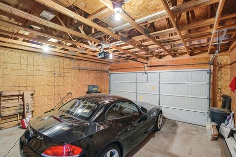 Tiny photo for 5597 Crystal Falls Street, Dublin, OH 43016 (MLS # 225044411)