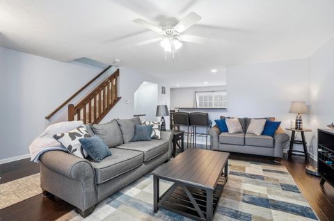 Tiny photo for 5597 Crystal Falls Street, Dublin, OH 43016 (MLS # 225044411)