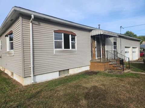 Photo of 307 Spring Street, Utica, OH 43080 (MLS # 225038794)