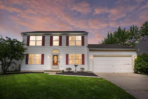 Photo of 172 Barry Knoll Drive, Pataskala, OH 43062 (MLS # 226013371)