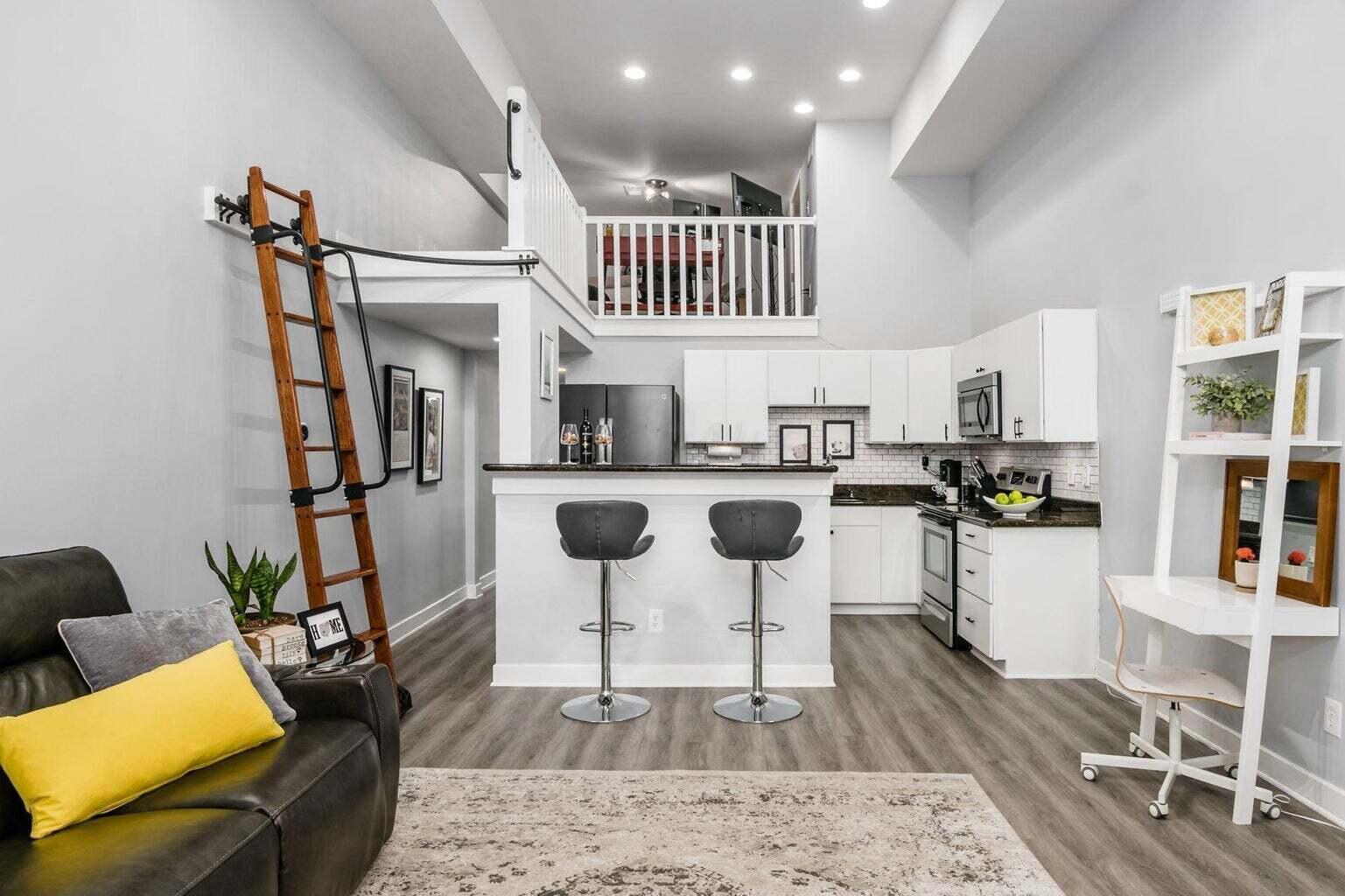 1276 N High Street 206