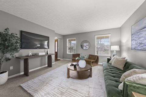 Tiny photo for 2886 Wynneleaf Street, Hilliard, OH 43026 (MLS # 226000673)