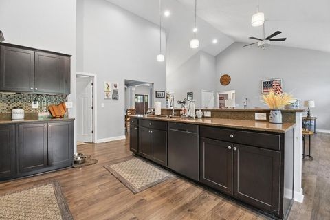 Tiny photo for 6095 Appleman Road SE, Newark, OH 43056 (MLS # 226024930)
