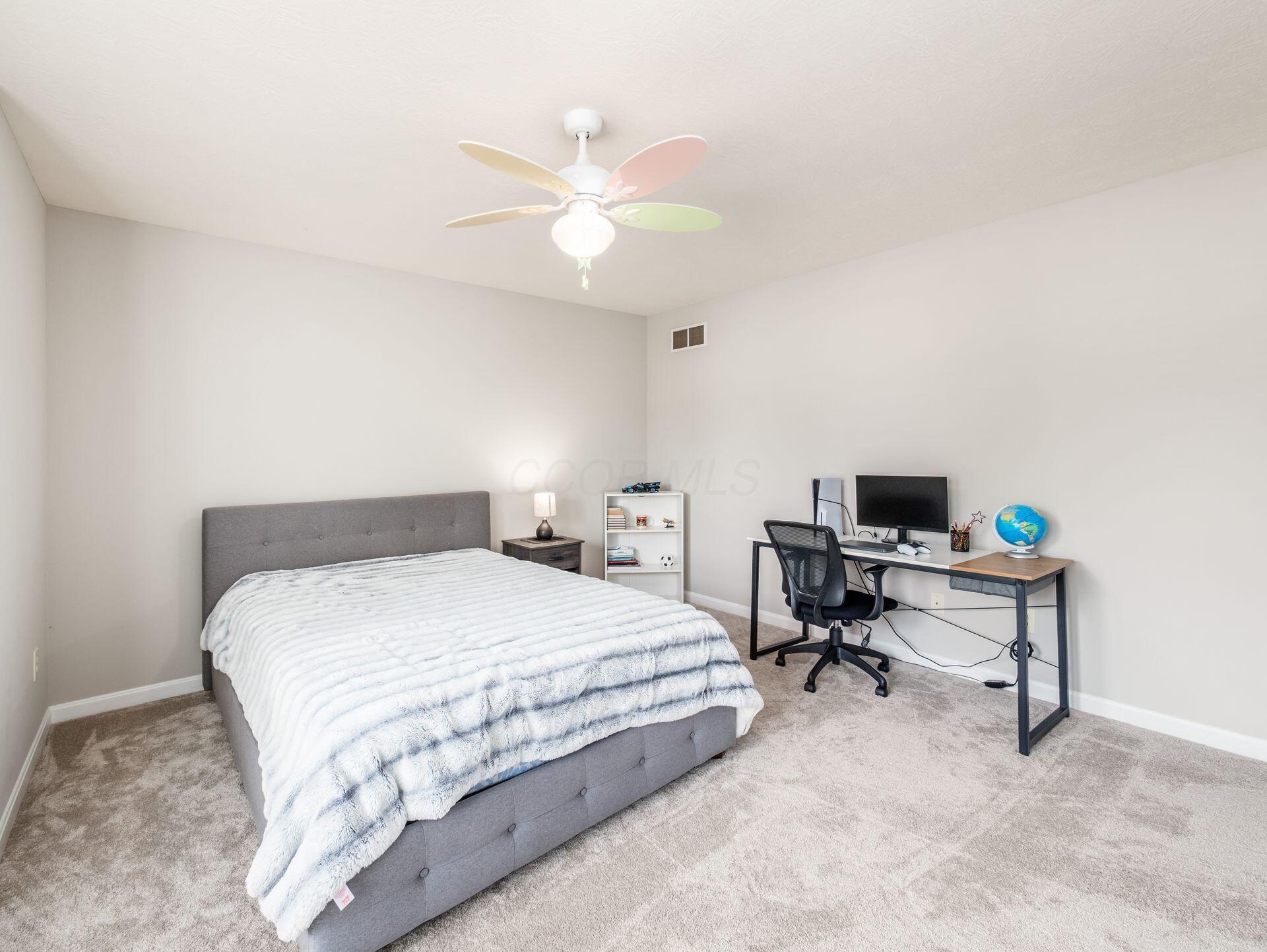 7915 Fargo Lane, Delaware, Ohio image 35