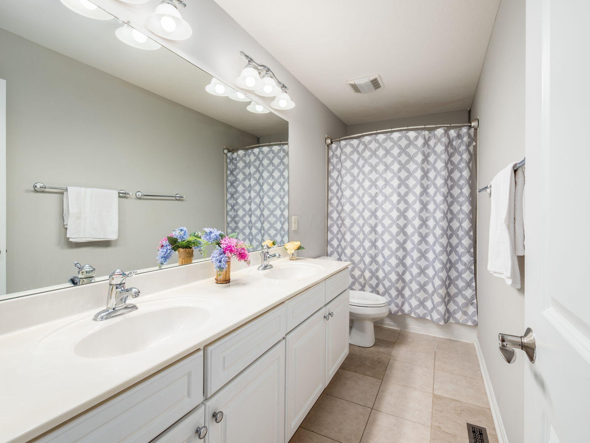 7915 Fargo Lane, Delaware, Ohio image 38