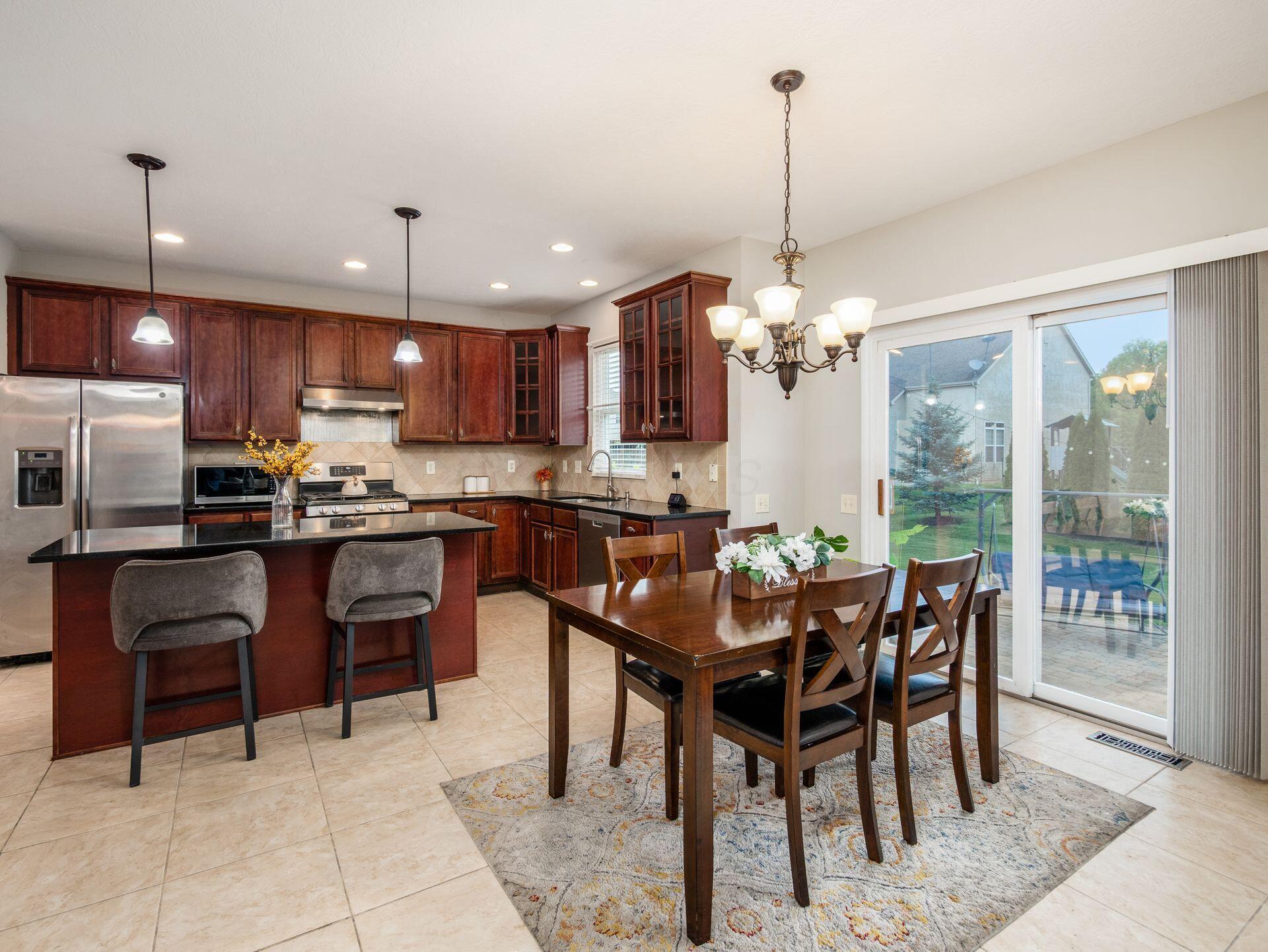 7915 Fargo Lane, Delaware, Ohio image 19