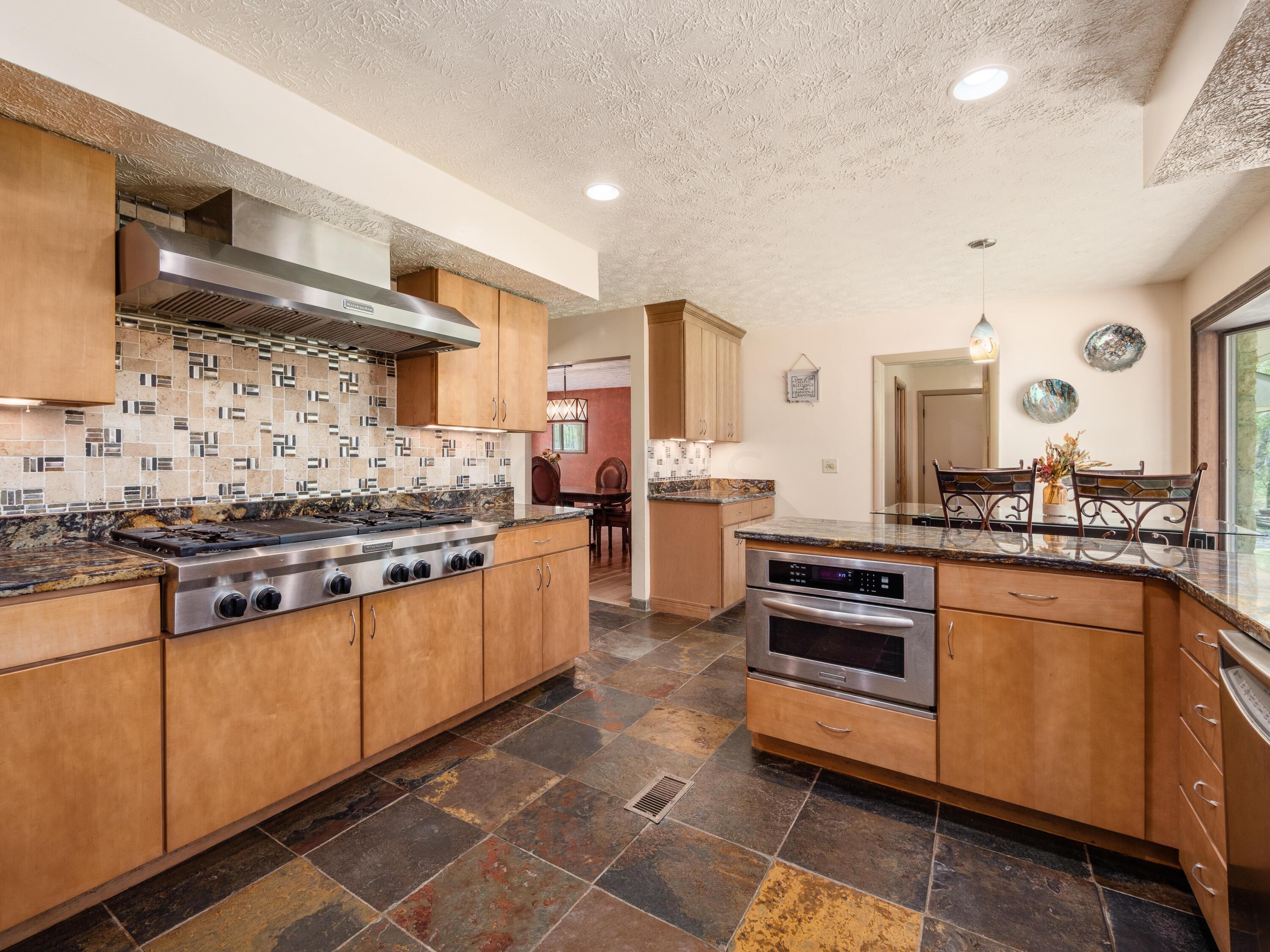3773 Dixon Road, Pataskala, Ohio image 28