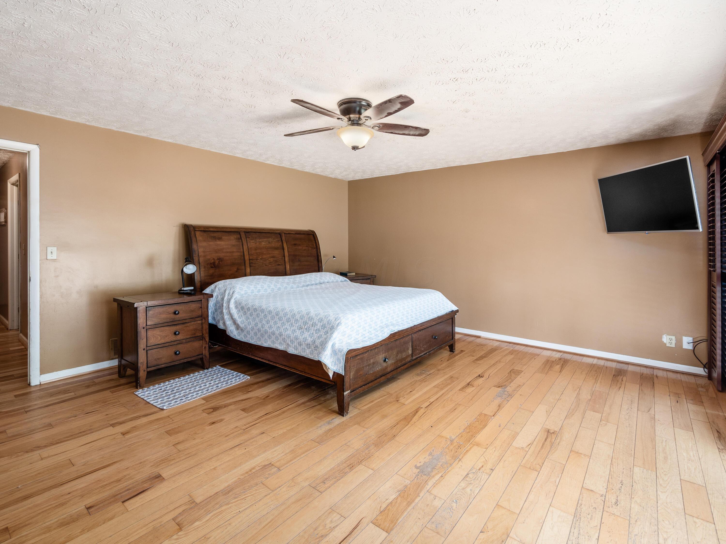 3773 Dixon Road, Pataskala, Ohio image 33
