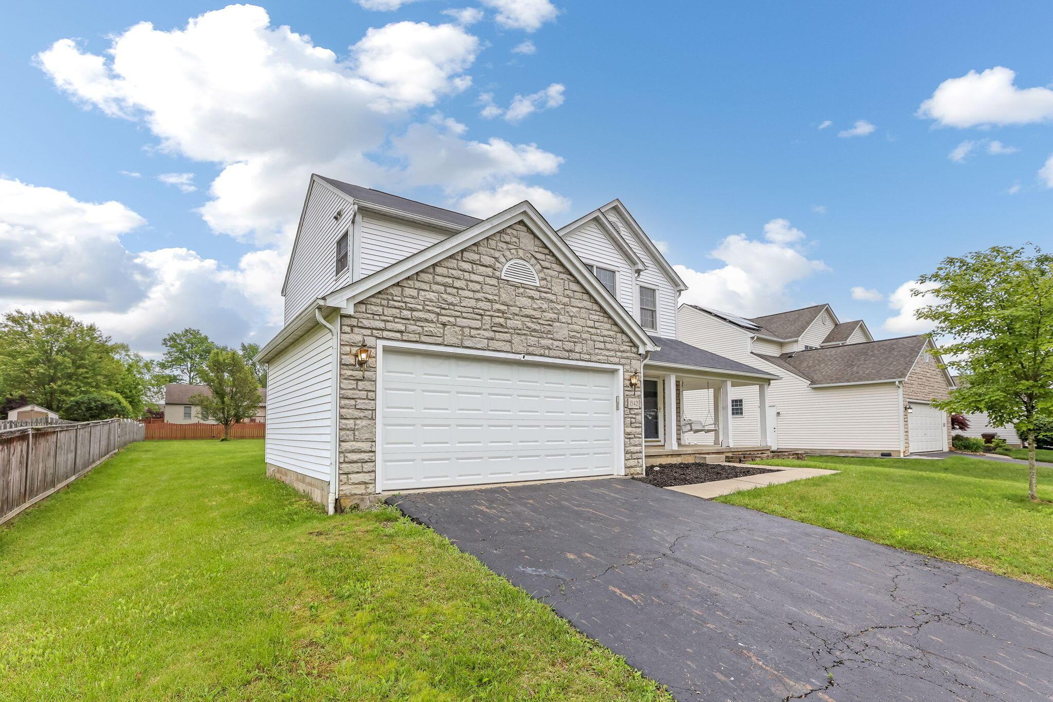 1342 Shelby Circle, Reynoldsburg, Ohio image 3