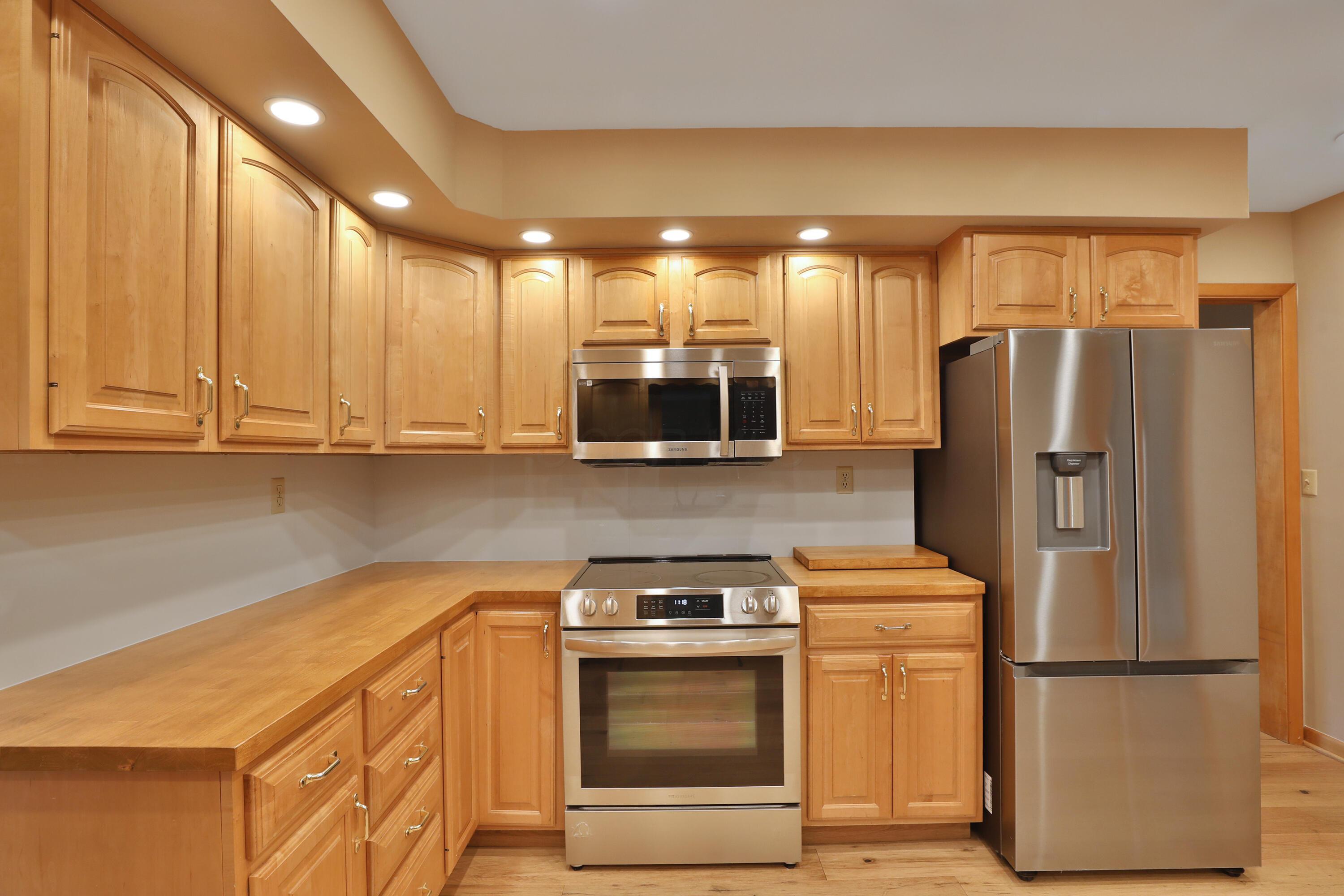 465 W Schrock Road, Westerville, Ohio image 14