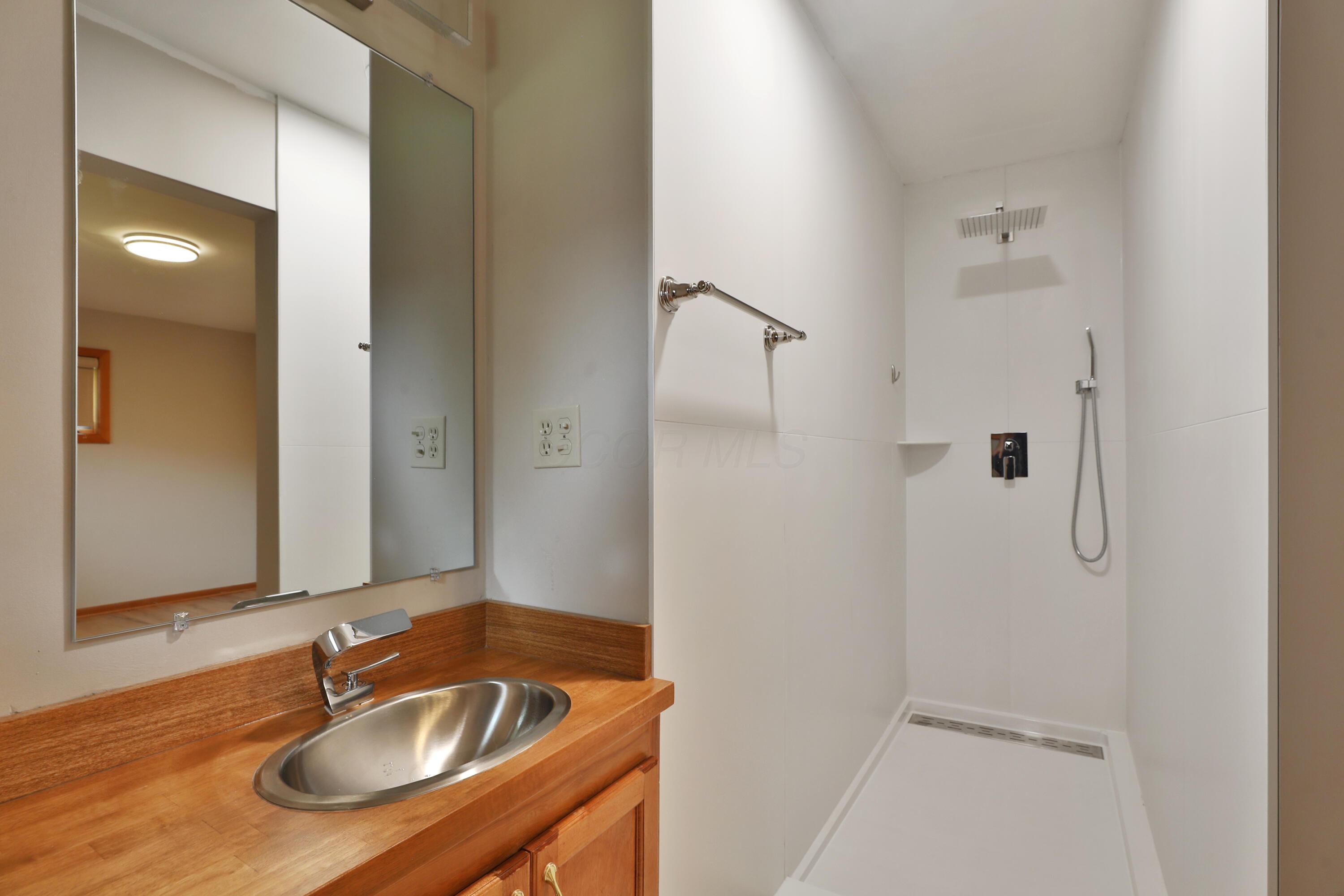 465 W Schrock Road, Westerville, Ohio image 30
