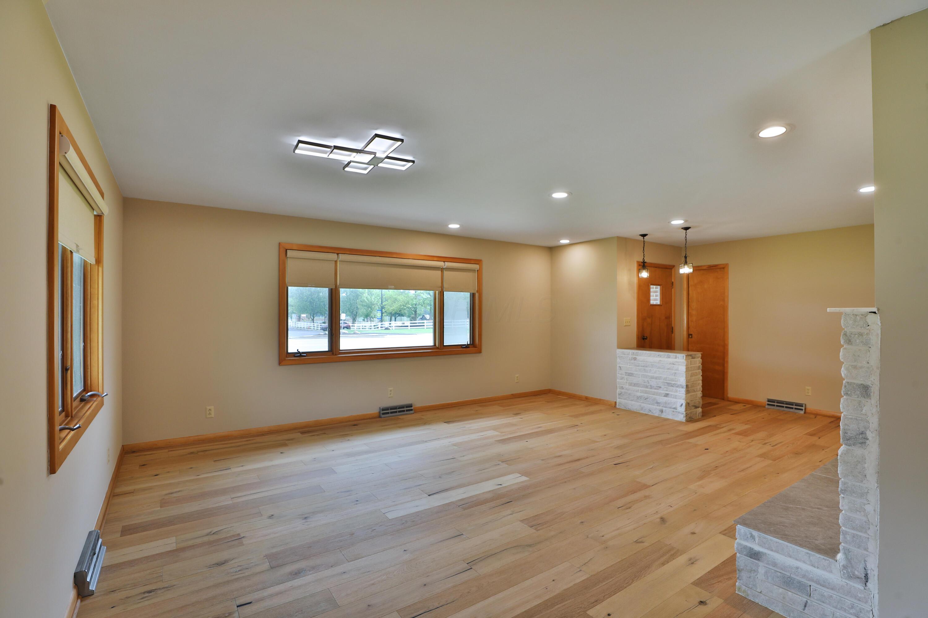 465 W Schrock Road, Westerville, Ohio image 11