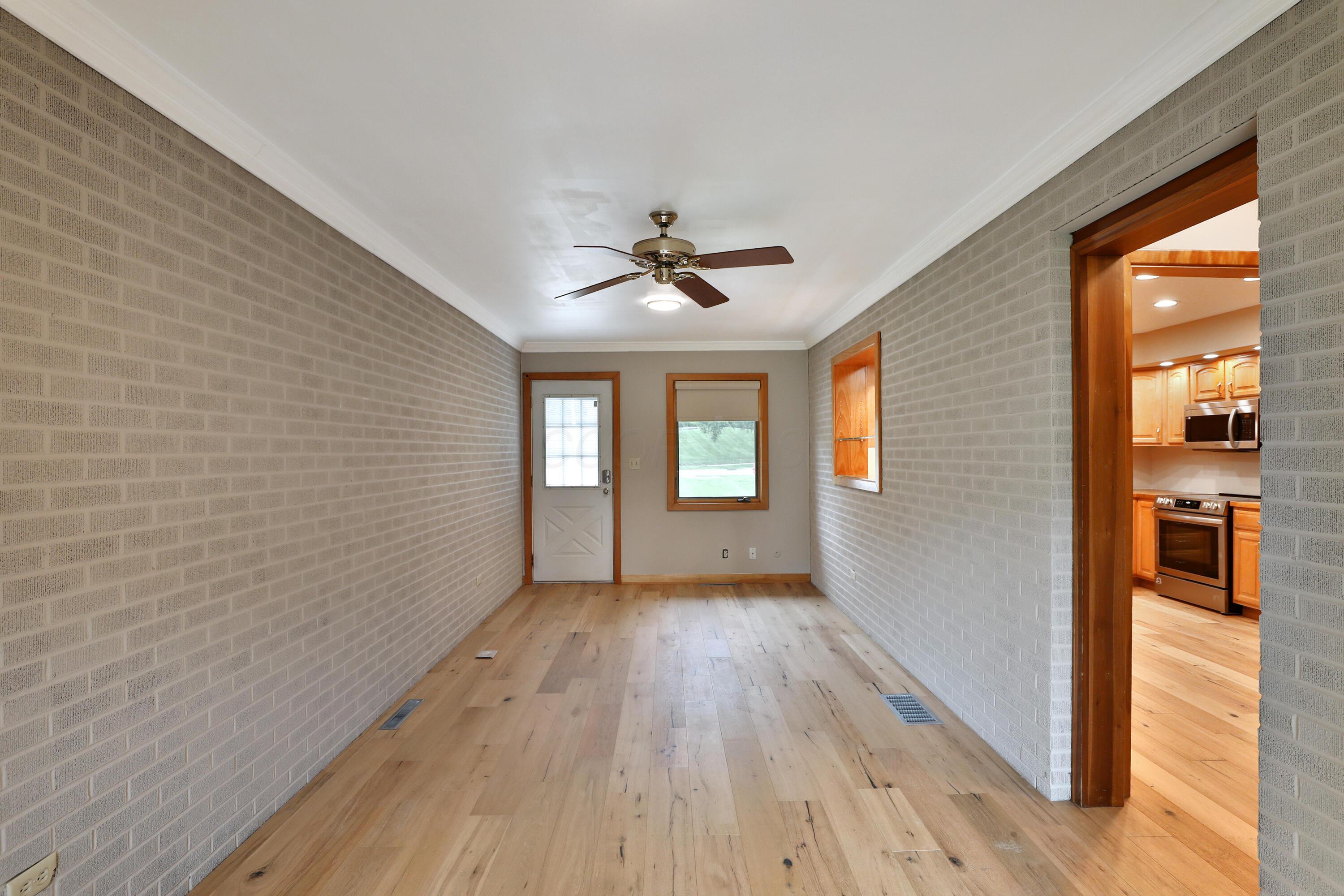465 W Schrock Road, Westerville, Ohio image 17