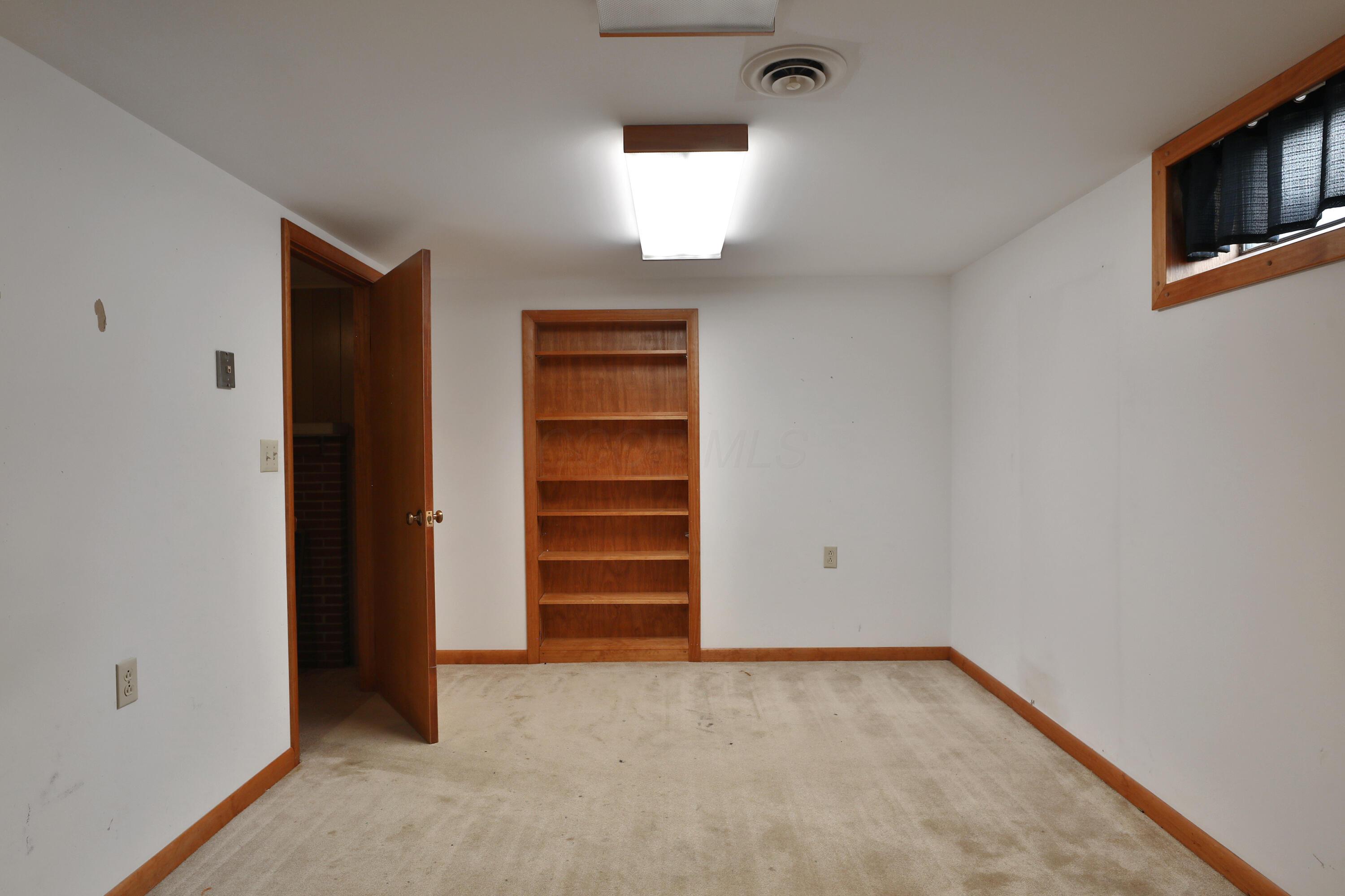 465 W Schrock Road, Westerville, Ohio image 38
