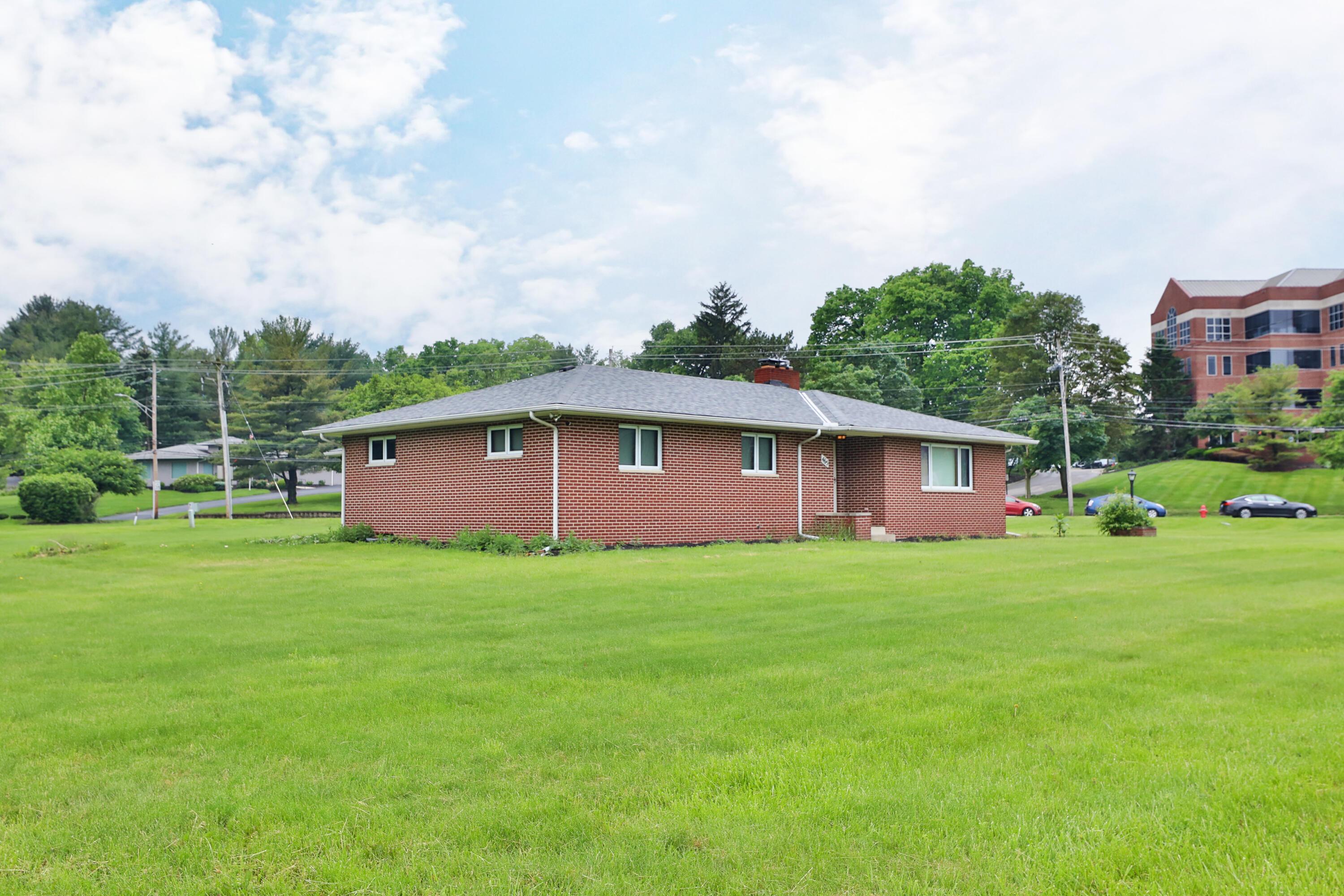 465 W Schrock Road, Westerville, Ohio image 44