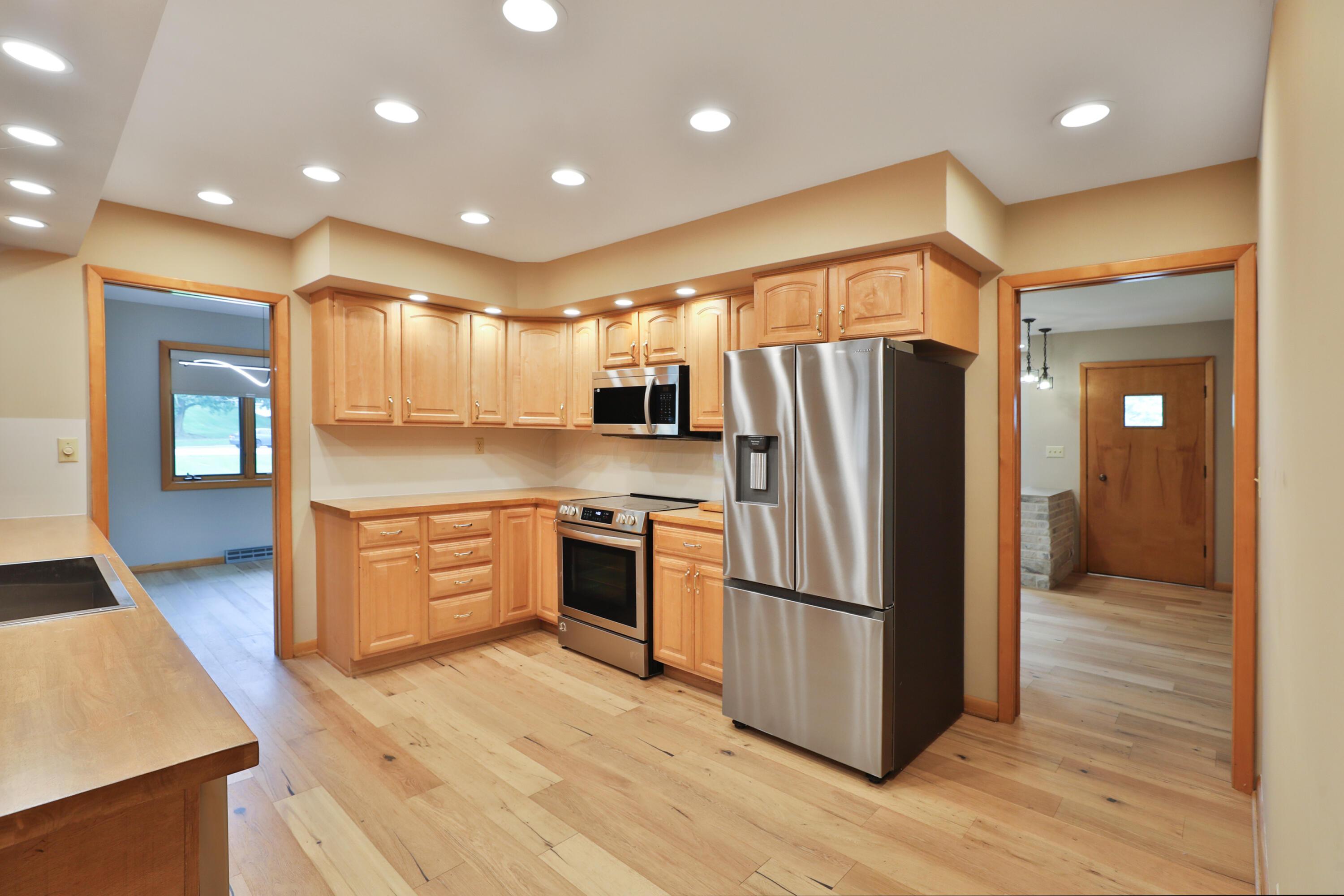 465 W Schrock Road, Westerville, Ohio image 15