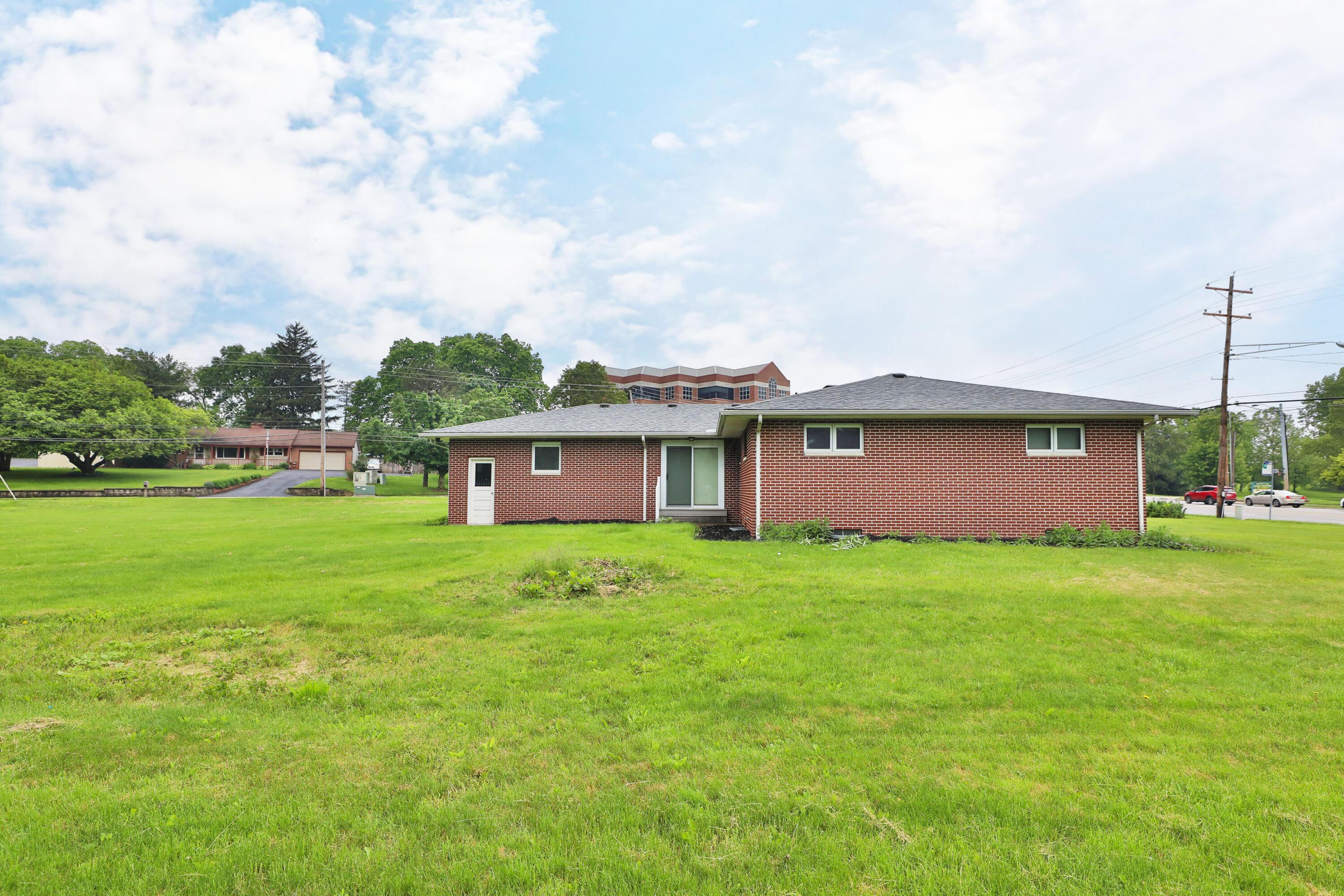 465 W Schrock Road, Westerville, Ohio image 43