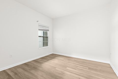 Tiny photo for 599 Wintergreen Way, Lewis Center, OH 43035 (MLS # 226006477)