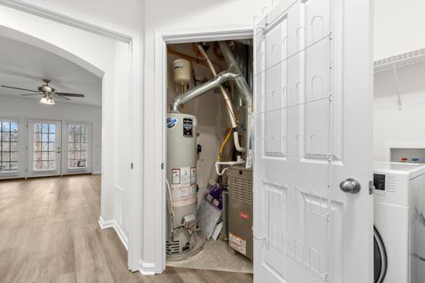 Tiny photo for 599 Wintergreen Way, Lewis Center, OH 43035 (MLS # 226006477)