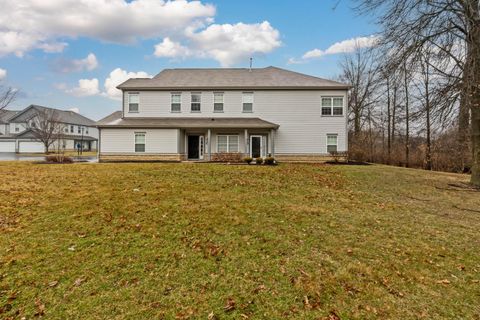 Tiny photo for 599 Wintergreen Way, Lewis Center, OH 43035 (MLS # 226006477)