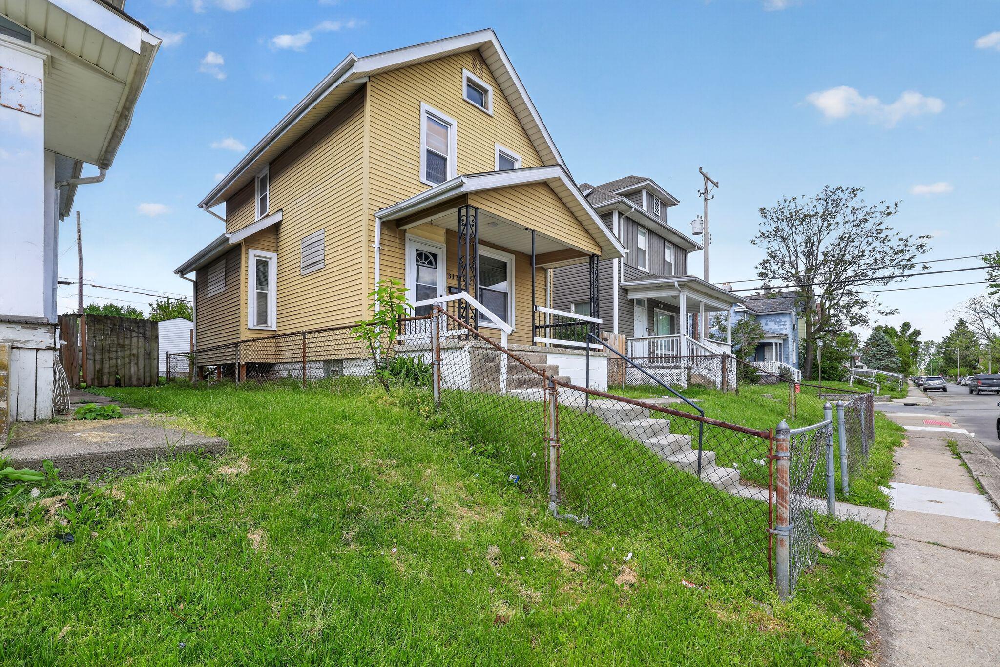 313 S Ogden Avenue