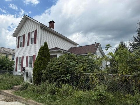 Photo of 186 Moull Street, Newark, OH 43055 (MLS # 226034155)