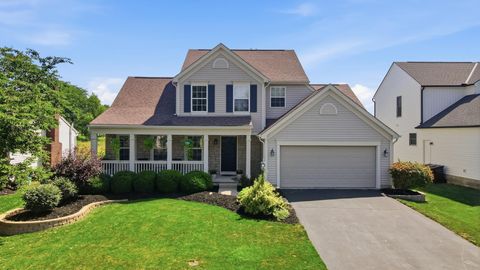 Photo of 3237 Royal Dornoch Circle, Delaware, OH 43015 (MLS # 226025511)