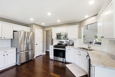 Tiny photo for 3237 Royal Dornoch Circle, Delaware, OH 43015 (MLS # 226025511)