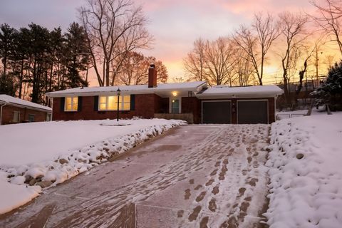 Photo of 602 Highland Boulevard, Coshocton, OH 43812 (MLS # 225044941)