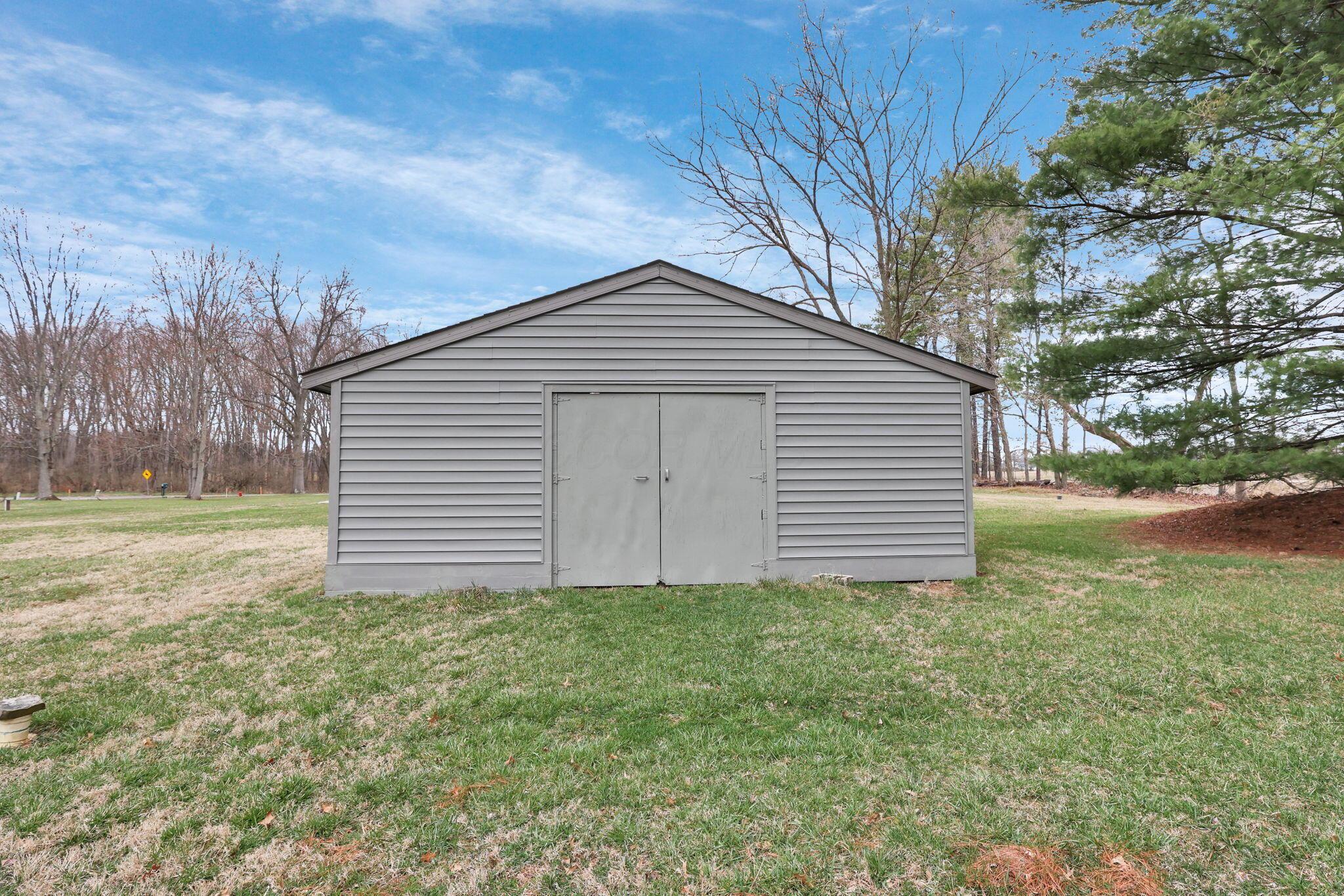 8433 Central College Road, New Albany, Ohio image 43